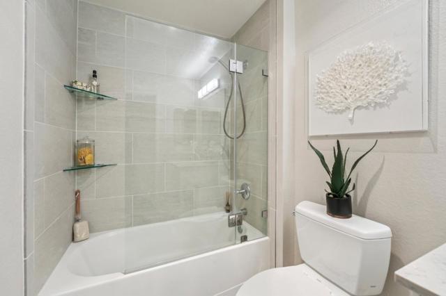 100 Schooner Court, Richmond CA: https://media.crmls.org/mediaz/fc6db509-e36c-4e3b-846e-f5ceeca8ac1c.jpg