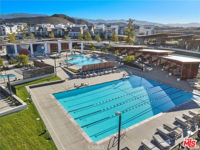 27457 Flycatcher Place, Valencia CA: https://media.crmls.org/mediaz/fc6eb2dc-abe3-4dbb-931d-a4c3a754b86e.jpg