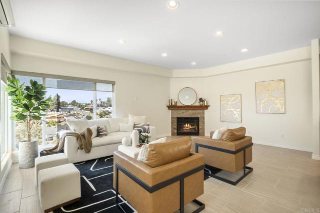 Detail Gallery Image 3 of 35 For 351 Maria Ave, Spring Valley,  CA 91977 - 3 Beds | 3 Baths