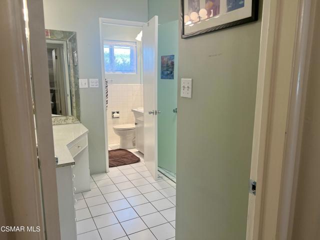1542 Riverside Drive, Glendale CA: https://media.crmls.org/mediaz/fc70e1e2-316f-44d6-b003-a27f2d28d35e.jpg