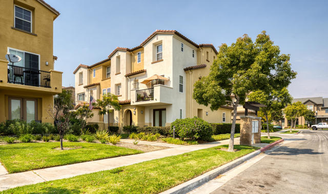 Image 9 of 48 For 2835 Smokey Mountain Drive