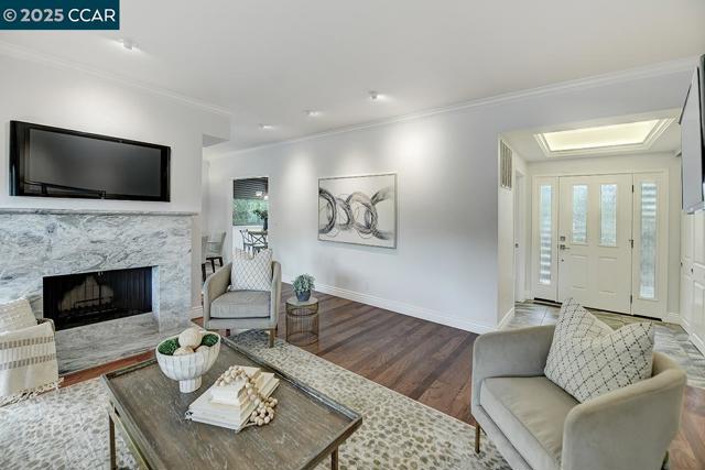 3244 Terra Granada Dr, Walnut Creek CA: https://media.crmls.org/mediaz/fc72d7b8-8060-4eb9-b4d4-be94ca5db2d9.jpg