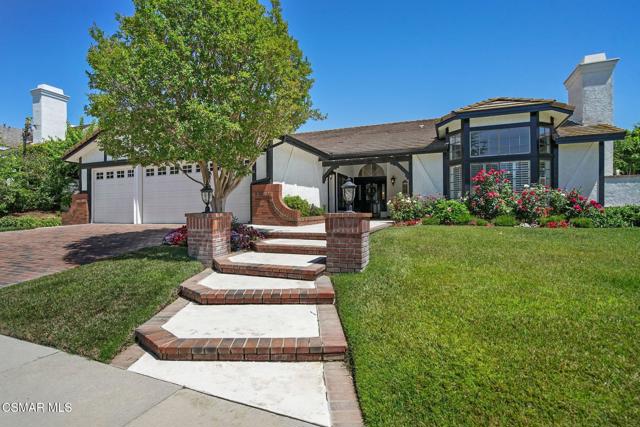 1142 Earlham Court, Oak Park CA: https://media.crmls.org/mediaz/fc73196a-4be6-4e46-9463-4aa2c6b6825b.jpg