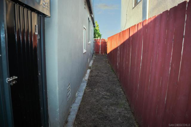 4092 Winona Ave, San Diego CA: https://media.crmls.org/mediaz/fc737de5-c546-43c4-9412-bde01b90b302.jpg