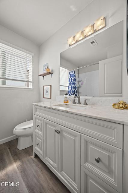 3151 W Hemlock Street, Oxnard CA: https://media.crmls.org/mediaz/fc73c144-42ef-4712-b7d9-8660887913d1.jpg