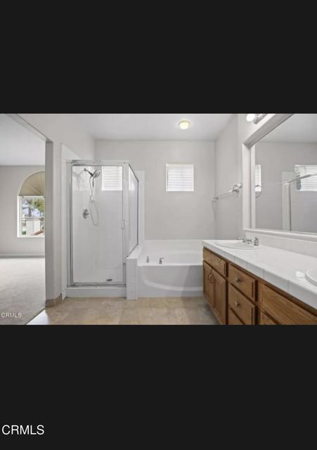 Detail Gallery Image 9 of 10 For 273 Camino Toluca, Camarillo,  CA 93010 - 3 Beds | 2/1 Baths