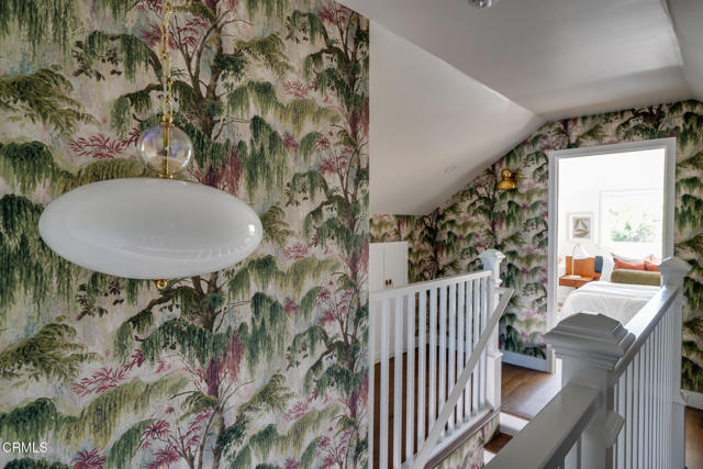 5163 Highland View Avenue, Los Angeles CA: https://media.crmls.org/mediaz/fc7567ad-3bb7-4ee3-acf7-e6835d6151d4.jpg