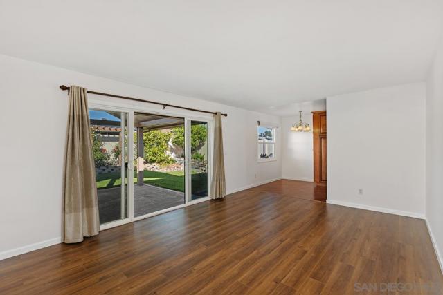 6289 Lake Arago Ave, San Diego CA: https://media.crmls.org/mediaz/fc766479-e919-41fe-97d7-14ab8f383924.jpg