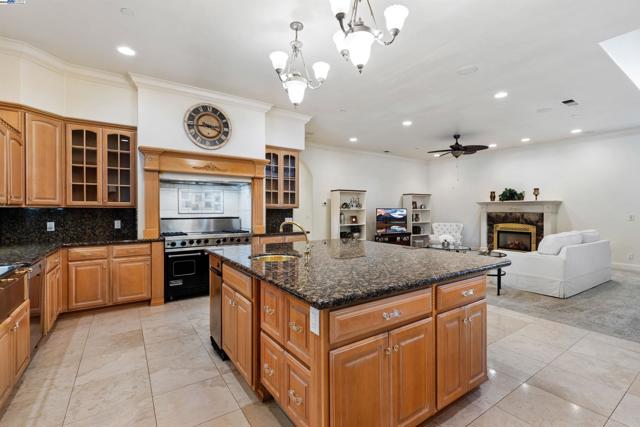 4224 Greenville Rd, Livermore CA: https://media.crmls.org/mediaz/fc77f606-6dd4-4988-b969-447f07271a36.jpg