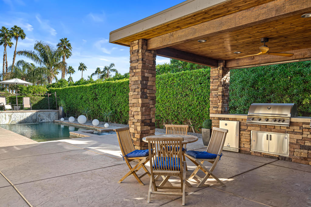 MLS #219132275DA image #2