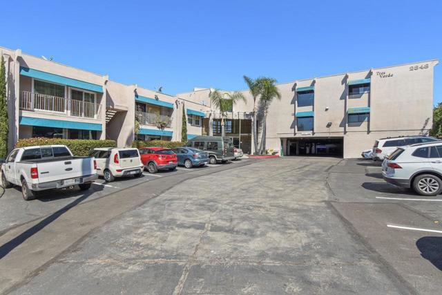 2348 La Costa Ave, Carlsbad CA: https://media.crmls.org/mediaz/fc79576c-bccb-45bf-8cb9-f379c4fa219c.jpg