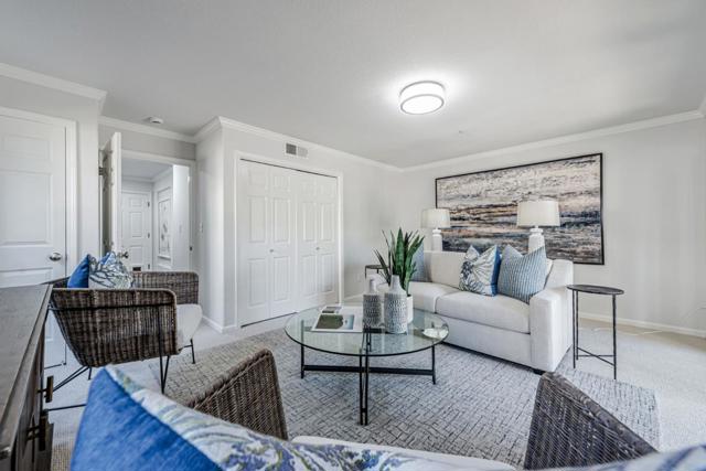 366 Treasure Island Drive, Belmont CA: https://media.crmls.org/mediaz/fc79634e-59a7-41dd-bec8-d657cf93d4a4.jpg