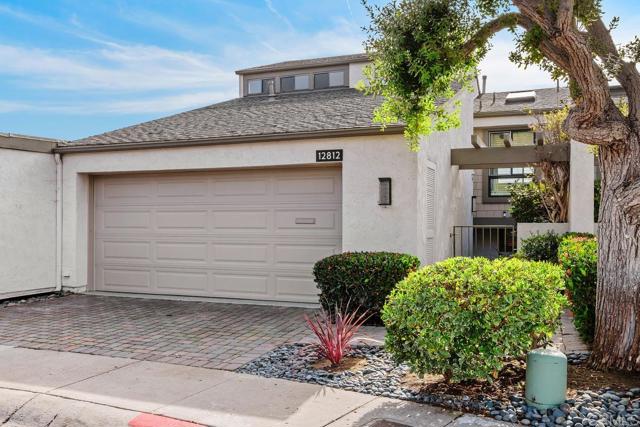 12812 Caminito En Flor, Del Mar CA: https://media.crmls.org/mediaz/fc7a07af-4dea-423f-99f8-0e1e090490dc.jpg