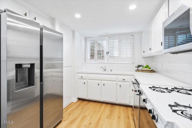 Detail Gallery Image 9 of 50 For 961 E California Bld #109,  Pasadena,  CA 91106 - 2 Beds | 2/1 Baths