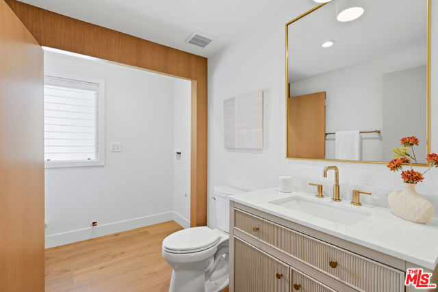 4800 La Villa Marina, C photo 23