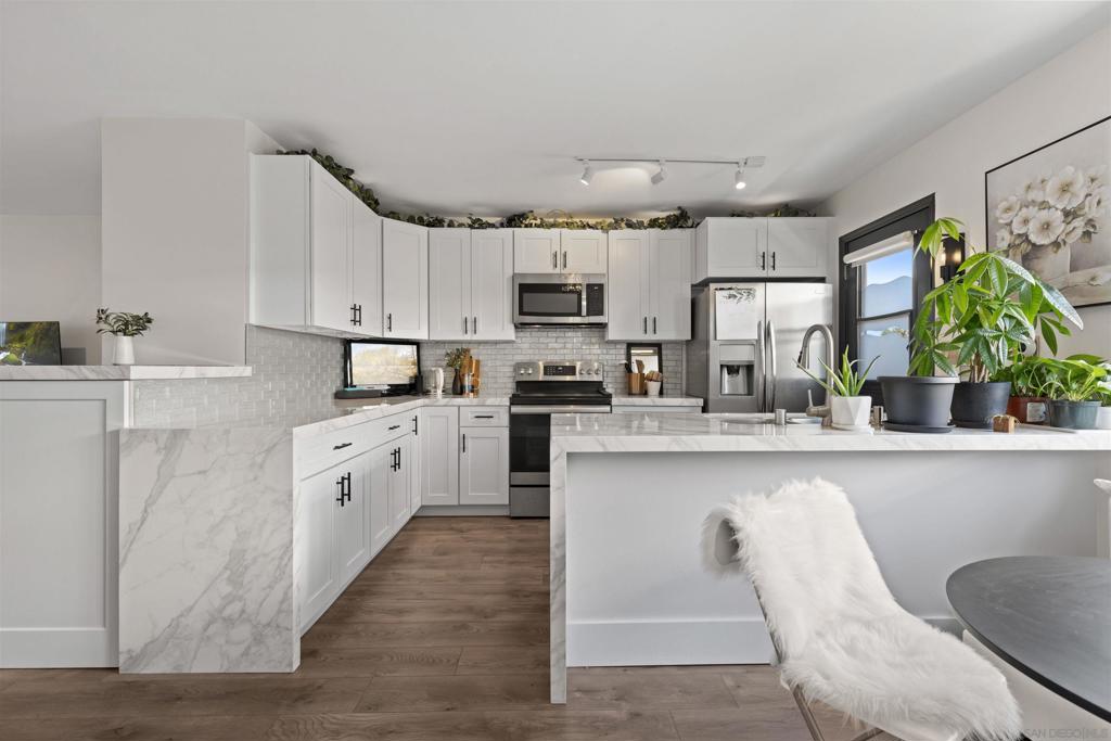 1242 Rutland Road #6
