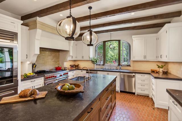 180 Farm Road, Woodside CA: https://media.crmls.org/mediaz/fc7c7797-7b0a-4be9-beaa-b58b82fc5e83.jpg