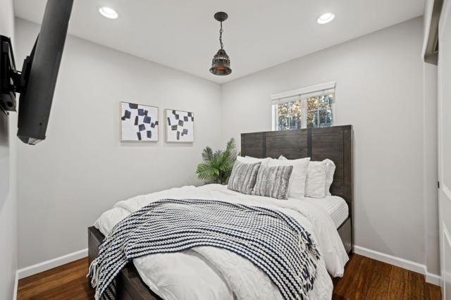 920 W Julian Street, San Jose CA: https://media.crmls.org/mediaz/fc7cc7b5-7494-424c-8137-08bfbe3d2479.jpg