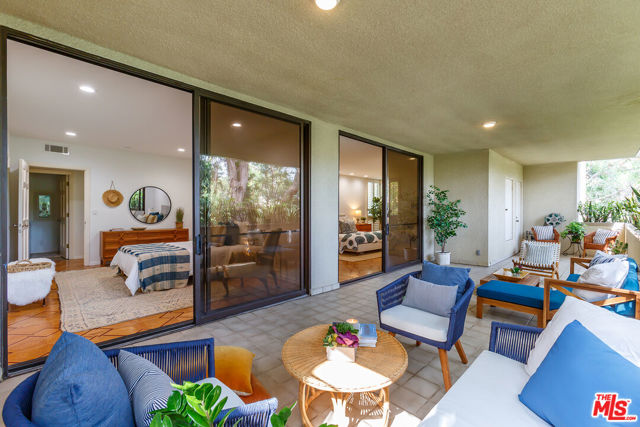 16450 West Sunset Boulevard, 203 photo 1