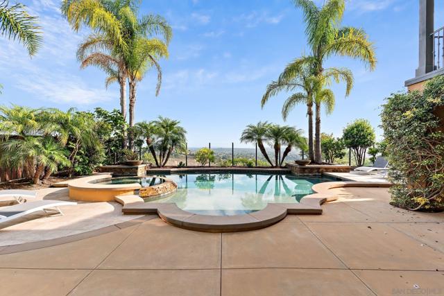 3219 Corte Paloma, Carlsbad CA: https://media.crmls.org/mediaz/fc7fa7d8-53a2-4e65-b949-9f373e95ac8c.jpg