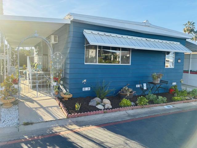 Detail Gallery Image 3 of 23 For 8301 Mission Gorge #189,  Santee,  CA 92071 - 2 Beds | 2 Baths