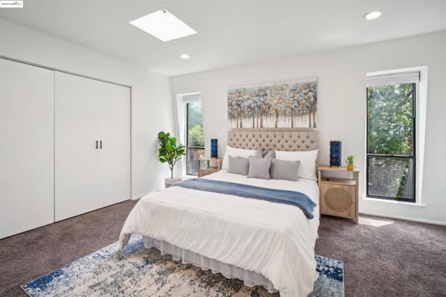917 Hough Ave, Lafayette CA: https://media.crmls.org/mediaz/fc822c4f-f986-4bb8-82f5-326fb247197f.jpg
