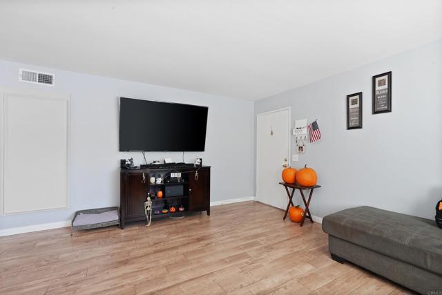Image 8 of 28 For 10382 Alphonse Street F4