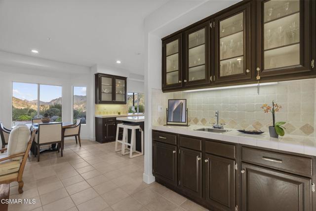 29845 Vista Del Arroyo, Agoura Hills CA: https://media.crmls.org/mediaz/fc8606b7-51eb-4490-9ad2-b114000b4576.jpg