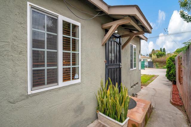 Detail Gallery Image 1 of 1 For 3840 Gamma St, San Diego,  CA 92113 - 2 Beds | 1 Baths