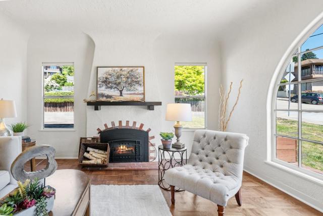 1003 Walnut Avenue, Santa Cruz CA: https://media.crmls.org/mediaz/fc8840a3-5101-4d23-9738-d1f683ed85fb.jpg