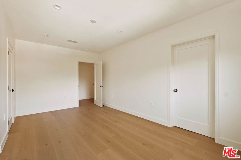 MLS #26863675 image #42
