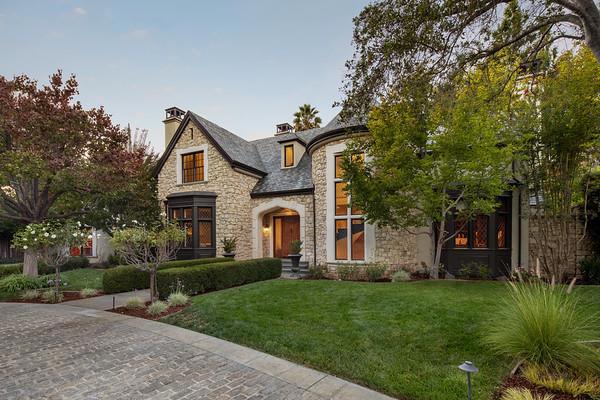 2 Carolina Lane, Atherton CA: https://media.crmls.org/mediaz/fc890c06-2127-4a45-8500-a093bf988d36.jpg
