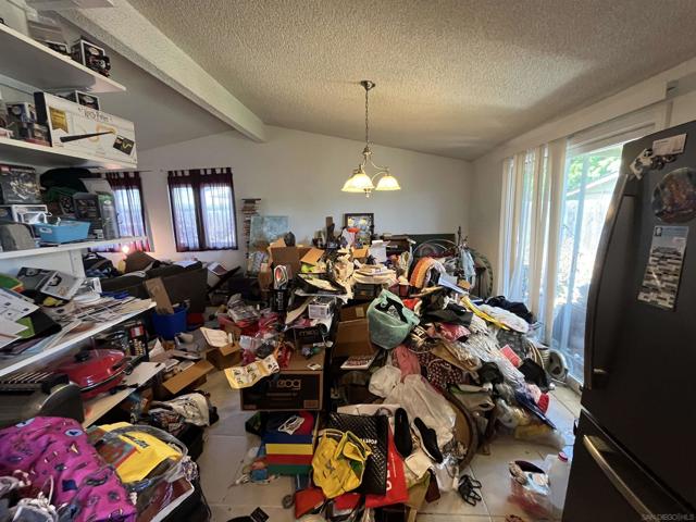 5284 Winthrop St, San Diego CA: https://media.crmls.org/mediaz/fc8c075d-215d-4e29-a49f-b3046e95516e.jpg