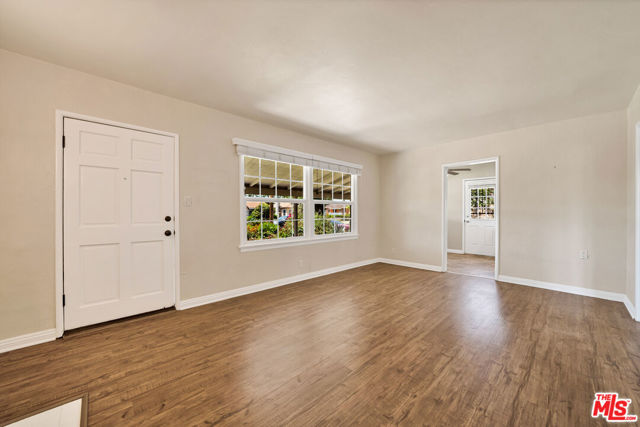13012 WOODCOCK Avenue photo 5