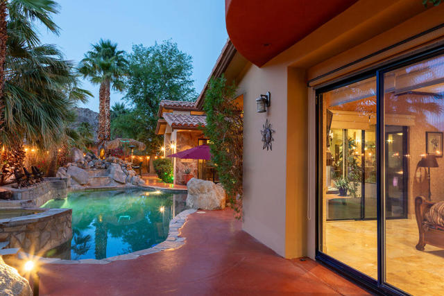 77170 Casa Del Sol, La Quinta CA: https://media.crmls.org/mediaz/fc8c8dcb-e7aa-4a2e-b88e-1ca7d06caf34.jpg