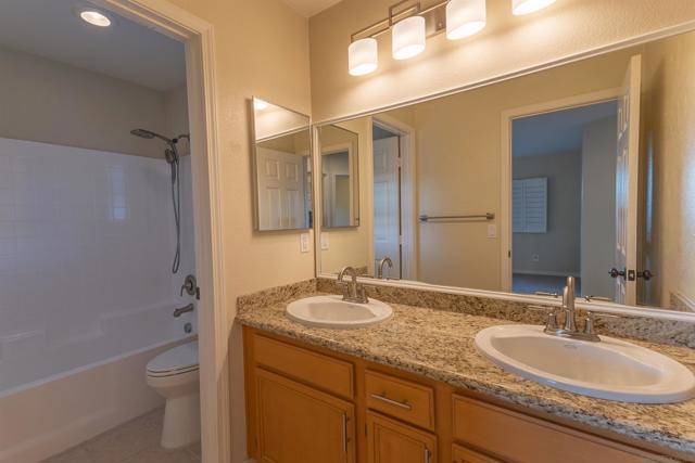 551 Dundee Ln, San Marcos CA: https://media.crmls.org/mediaz/fc8d620f-a609-4f59-8801-8f6798d07fc9.jpg