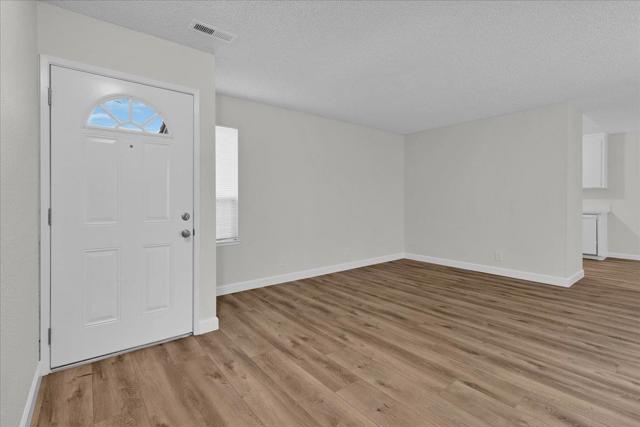 1631 Cherokee Drive, Salinas CA: https://media.crmls.org/mediaz/fc8db411-635f-4a4c-a3d1-b0164fa0fa63.jpg