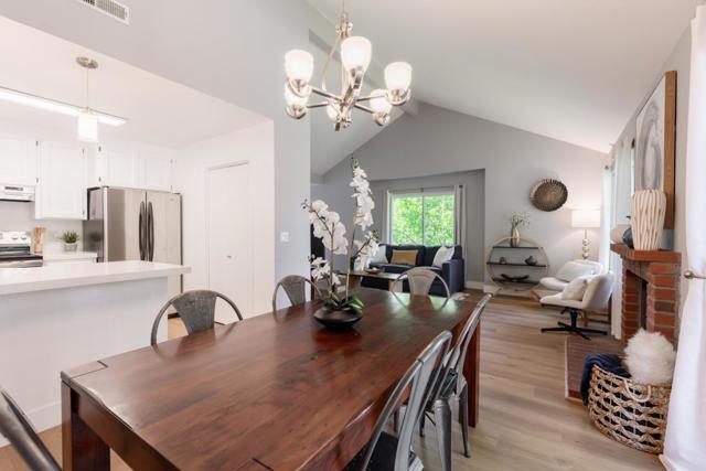 42 Arabian Way, Scotts Valley CA: https://media.crmls.org/mediaz/fc8de965-142f-4bfd-9748-b53661d6b569.jpg