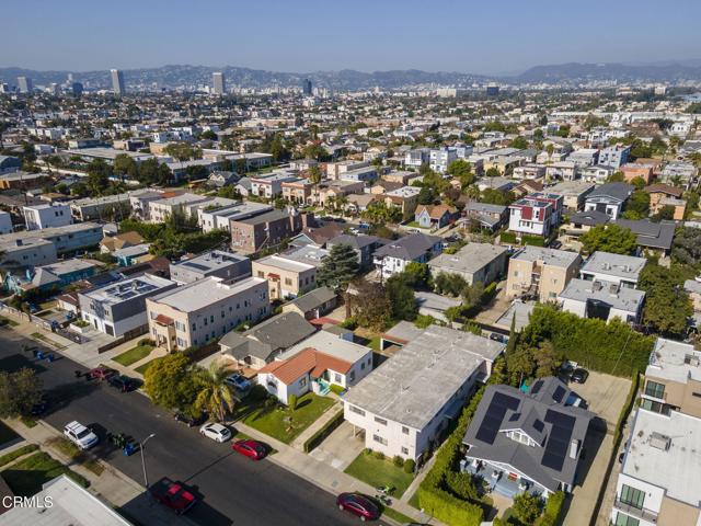 Detail Gallery Image 3 of 20 For 4523 W 18th St, Los Angeles,  CA 90019 - 2 Beds | 1 Baths