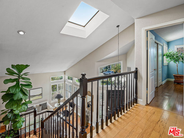 MLS #25598677 image #19