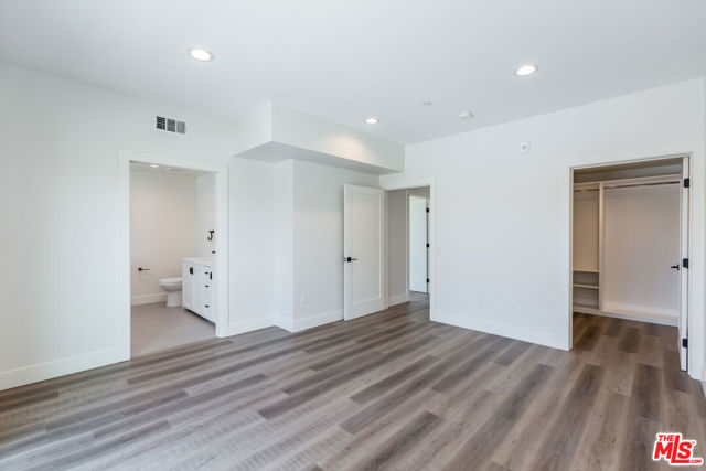857 N Hayworth Avenue, Los Angeles CA: https://media.crmls.org/mediaz/fc907139-dd9f-4c84-9aed-17093efdb63f.jpg