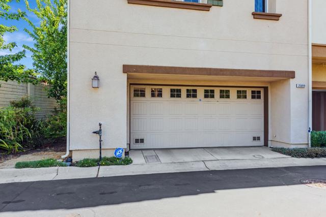 25899 Dollar Street, Hayward CA: https://media.crmls.org/mediaz/fc9248c3-2878-4a10-8442-50da1ecc9898.jpg