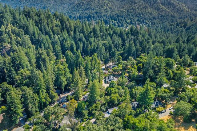 13896 Bear Creek Road, Boulder Creek CA: https://media.crmls.org/mediaz/fc93740a-30e9-48d8-ab3f-4d36695bfebd.jpg