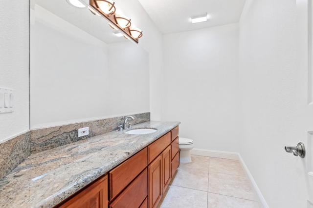 5000 Peach Blossom Lane, Oakdale CA: https://media.crmls.org/mediaz/fc93aa5d-7a88-4eb9-b135-77ed74998804.jpg