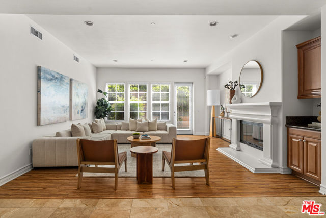 1772 Tamarack Street, Westlake Village CA: https://media.crmls.org/mediaz/fc93cd4d-ccfb-4ee0-9bab-14f94837c595.jpg