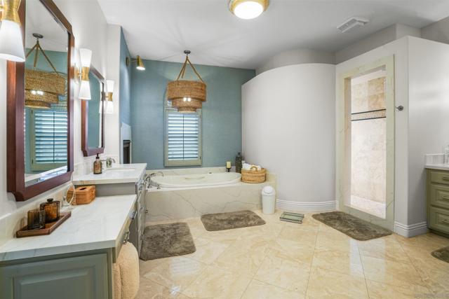 10636 Birch Bluff Ave, San Diego CA: https://media.crmls.org/mediaz/fc93e333-868c-41c6-84ba-18788101979f.jpg