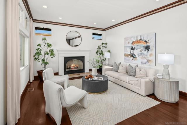 1728 West Lewis, San Diego CA: https://media.crmls.org/mediaz/fc9420d6-f4cb-48a8-995b-c3e28b0c55bd.jpg