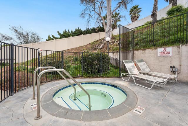 Detail Gallery Image 21 of 33 For 6725 Mission Gorge Rd 202b,  San Diego,  CA 92120 - 1 Beds | 1 Baths