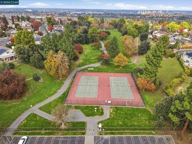 3025 Sunflower Dr, Antioch CA: https://media.crmls.org/mediaz/fc94bbe4-c0a2-48bf-b776-0bd7b1f1b4ea.jpg