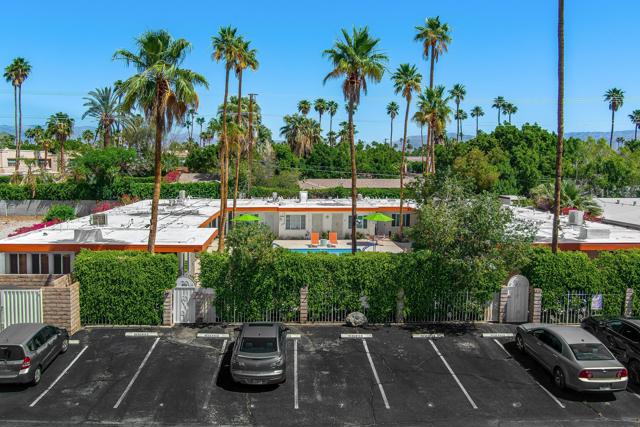 314 E Stevens Road, Palm Springs CA: https://media.crmls.org/mediaz/fc94e23f-aa48-4f8c-90f1-9b37783b2804.jpg